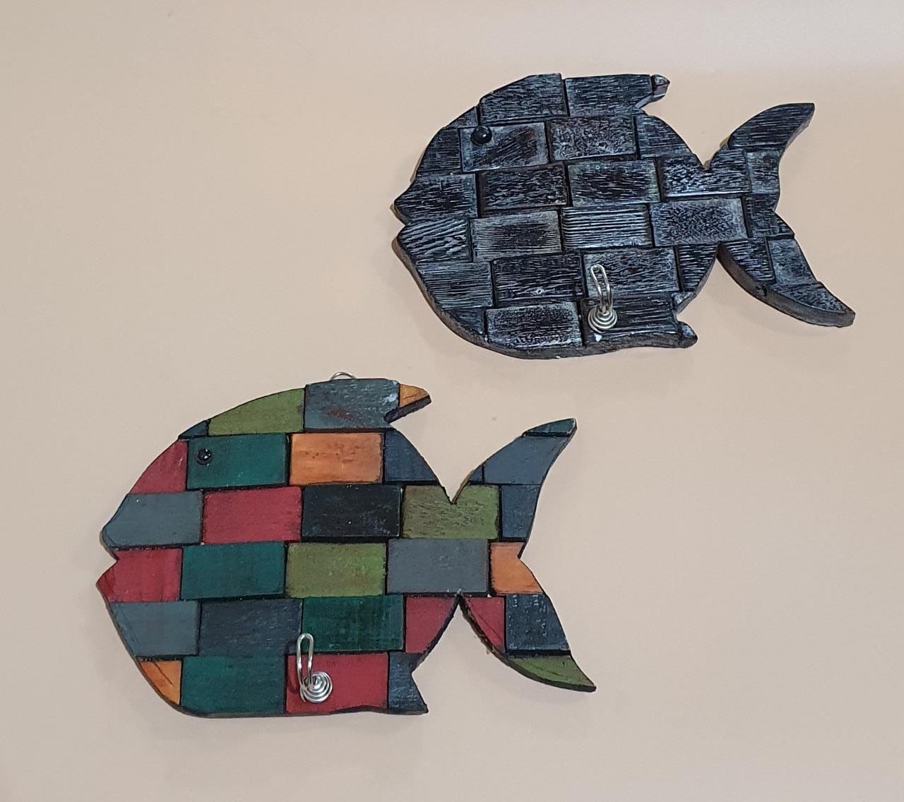 Perchero pescado rompecabeza 25cm