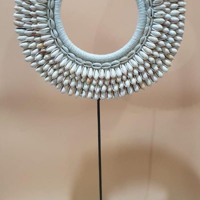 Collar con concha