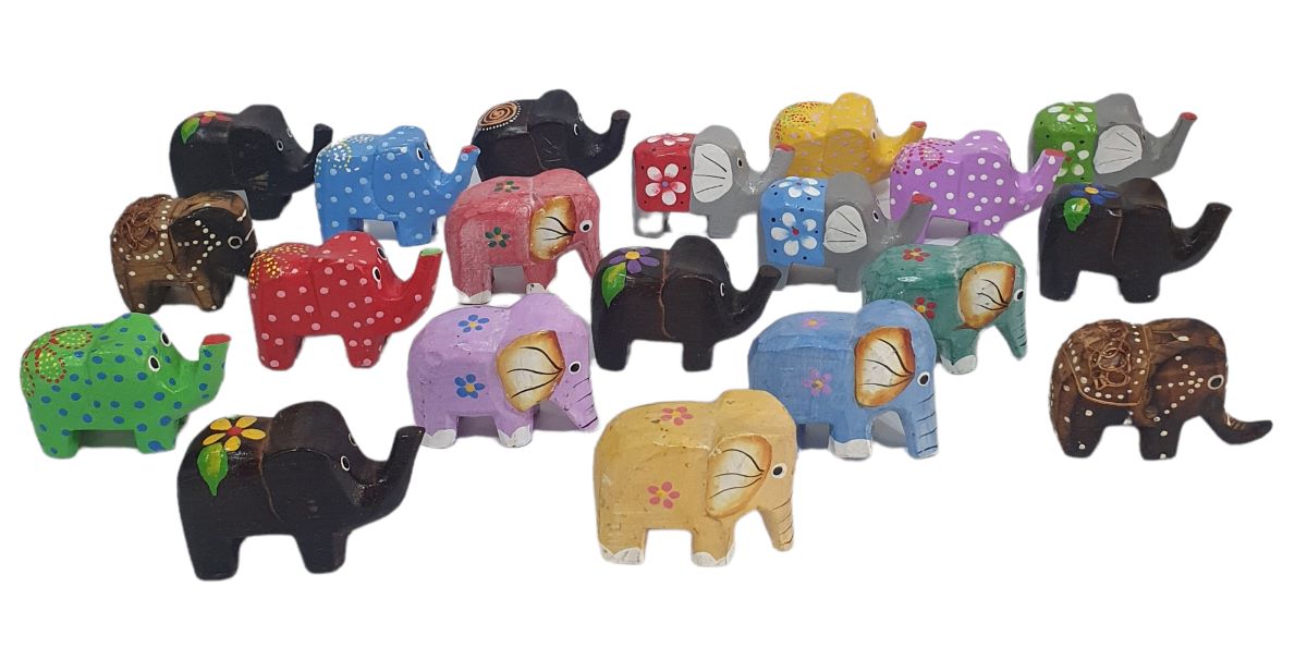 Elefante chico ( minimo 10und queda solo cafe )