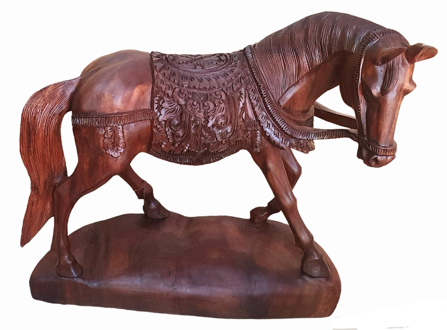 Caballo tallado 60 cm con base