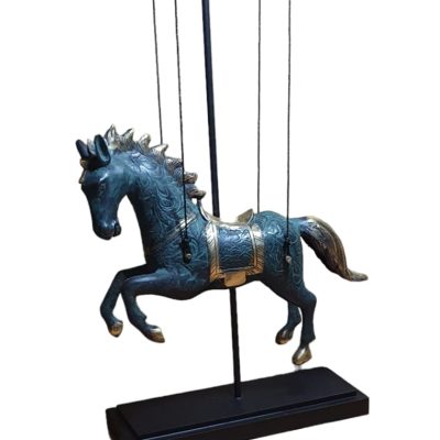 Caballo colgado L