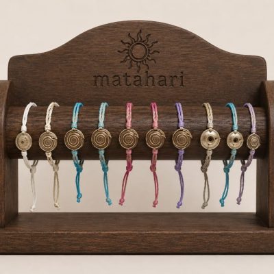 Pulsera con concha (mínimo 12und)