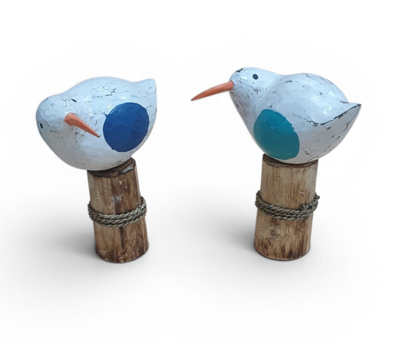Pajaro en tronco 23cm